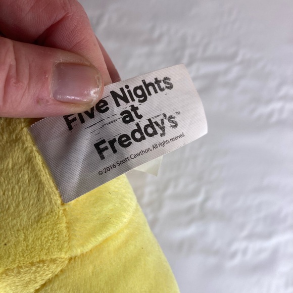 Chica Five Nights at Freddy’s FNAF 8” Stuffed Plush 2016 Good Stuff Let’s Eat - Picture 2 of 4